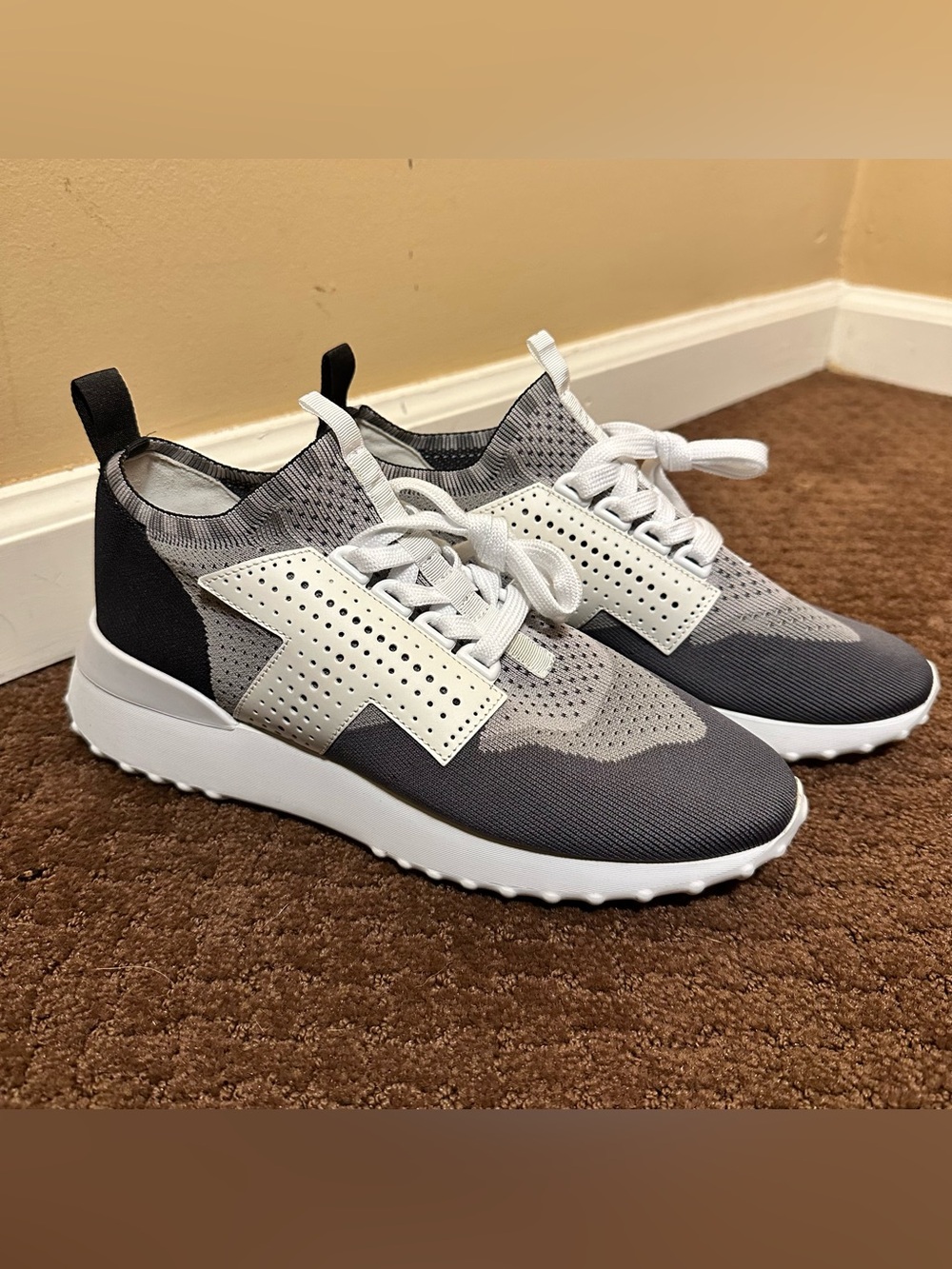 Tods Sportivo Knit Sock Sneakers Womens 37 Grey White Silver Perforated T Logo